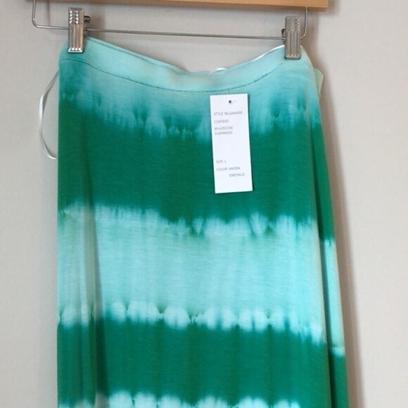 NWT Design History Set Tank M and Skirt L Green Tie Dye Stretchy Comfortable - Picture 9 of 14